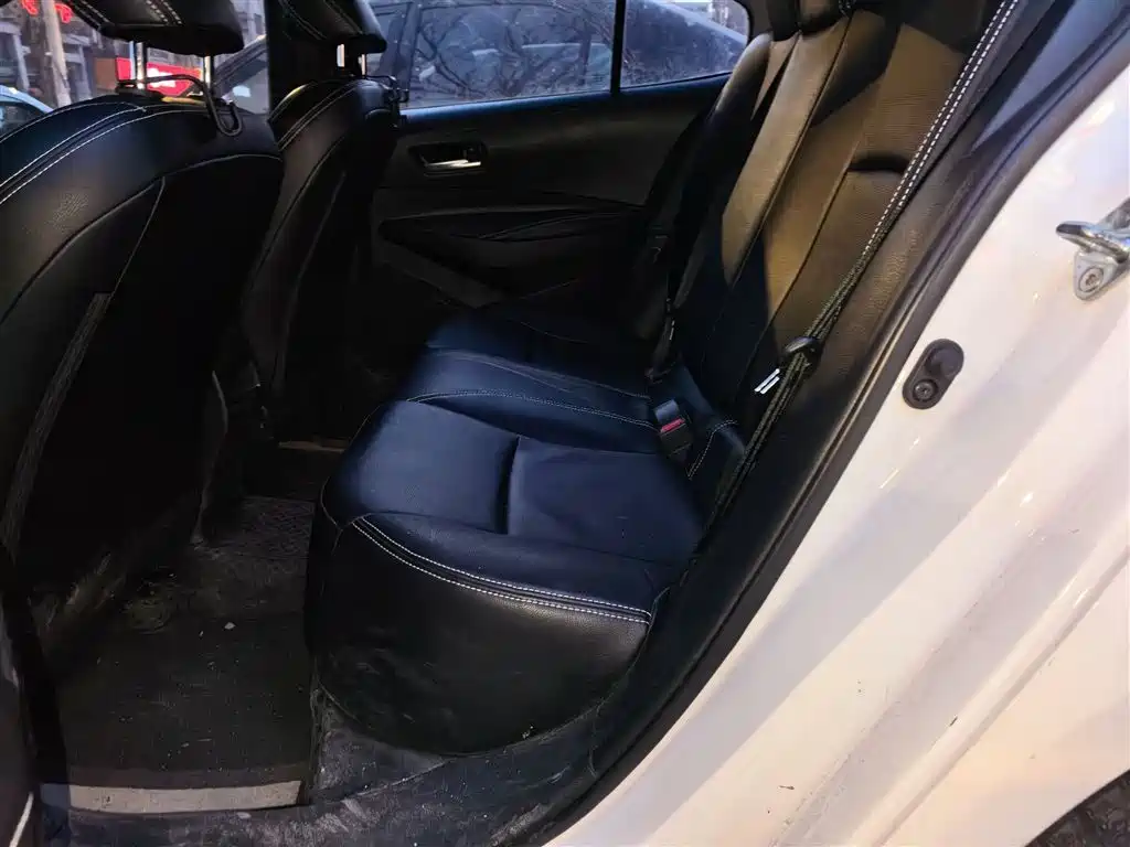 Toyota Corolla 2023 1.5L Pioneer Edition фото 15