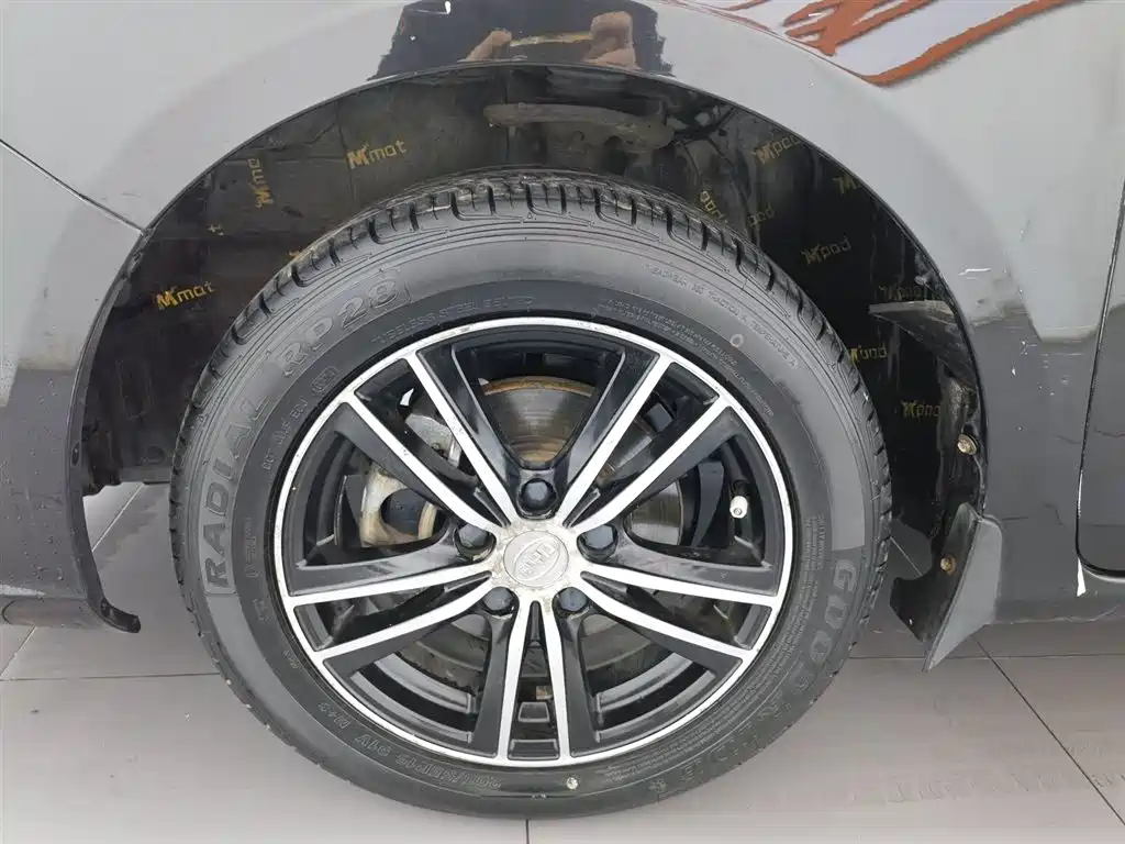 BYD Surui 2016 1.5L Manual Elite фото 17