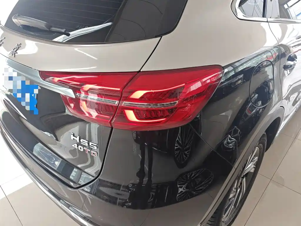 Hongqi HS5 2022 2.0T Smart Connection Flag Enjoy Shopping Edition фото 8