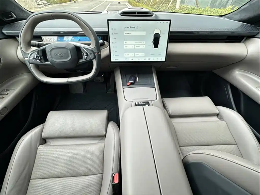 Lynk & Co Z10 2025 STARBUFF 95kWh 680km AWD Smart Drive фото 20