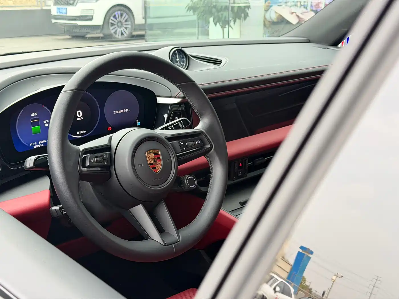 PORSCHE MACAN NEW ENERGY