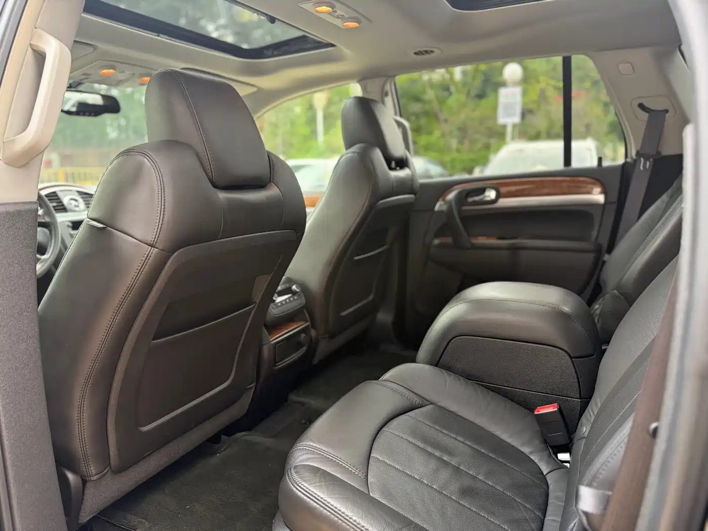 Buick Enclave 2010 2010 3.6L Elite Edition