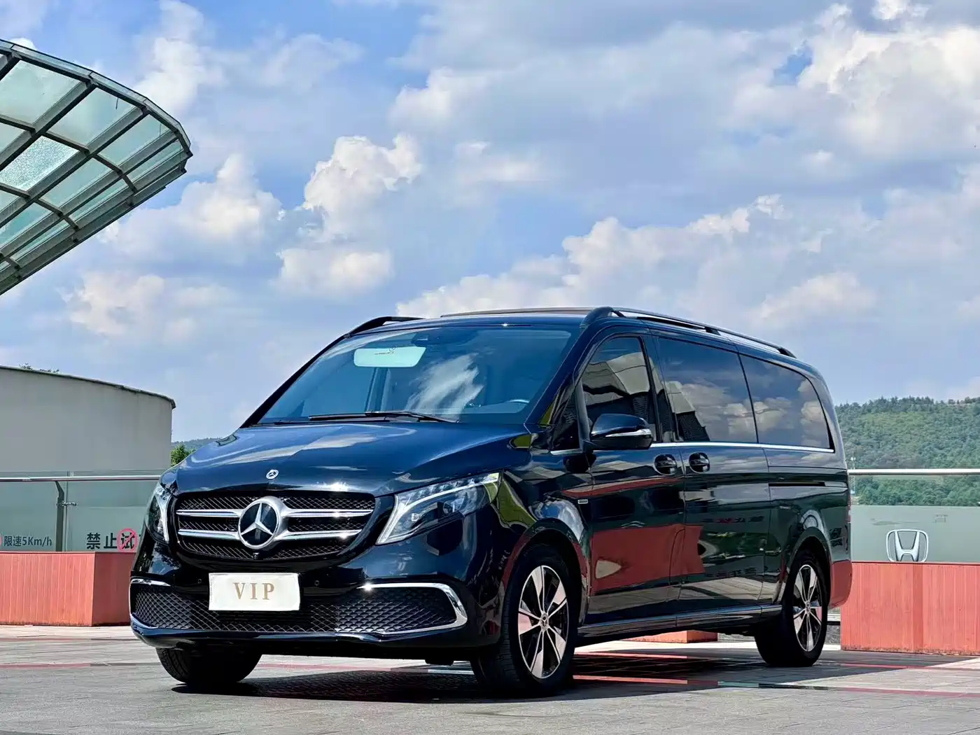 Mercedes-Benz V-Class 2022 V 260 L Long Wheelbase Prestige Edition