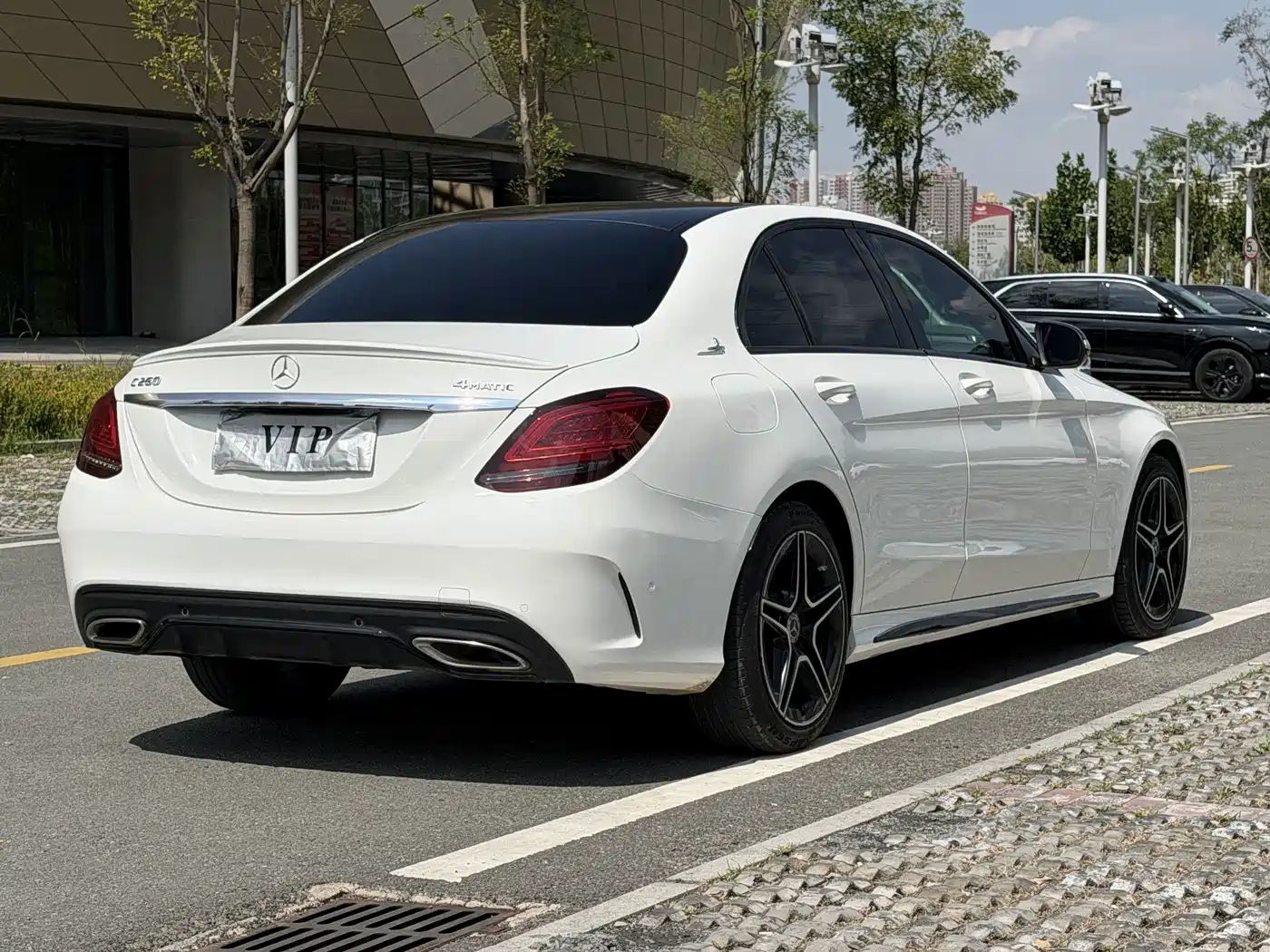 Photo 6 - Mercedes-Benz C-Class