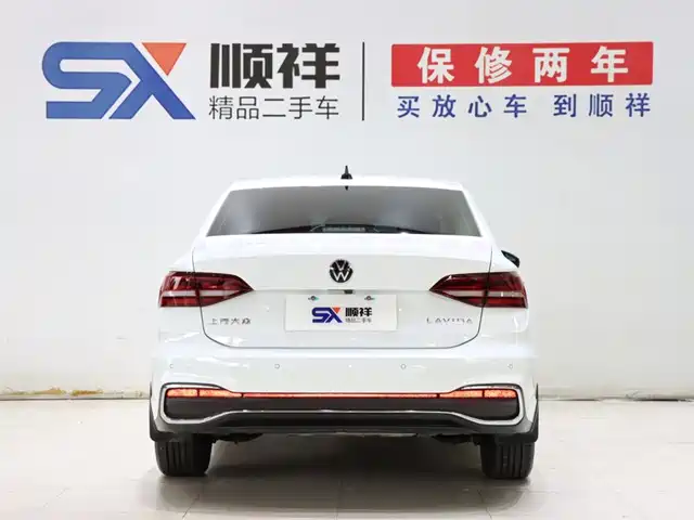 Volkswagen Lavida 2024 Model 300TSI DSG Full Comfort Edition — фото 5