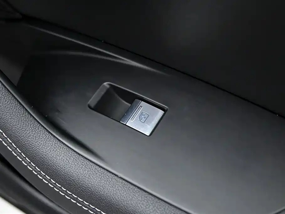Audi A6 (Import) 2024 allroad quattro 55 TFSI Premium Off-road фото 32