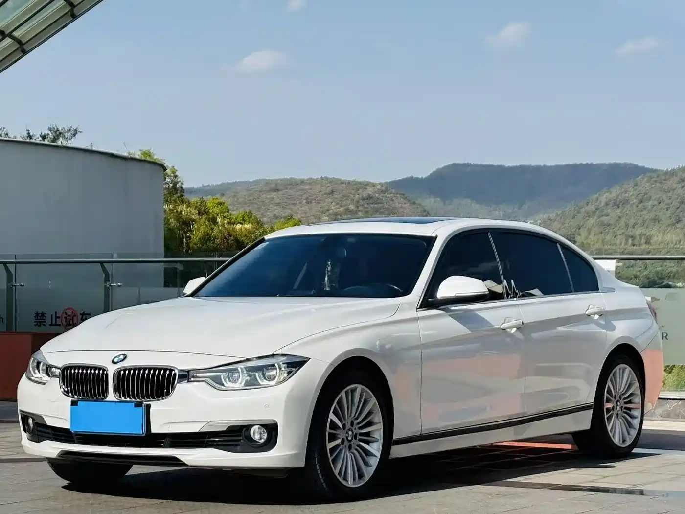 BMW 3 Series 2018 320Li Fashion Style