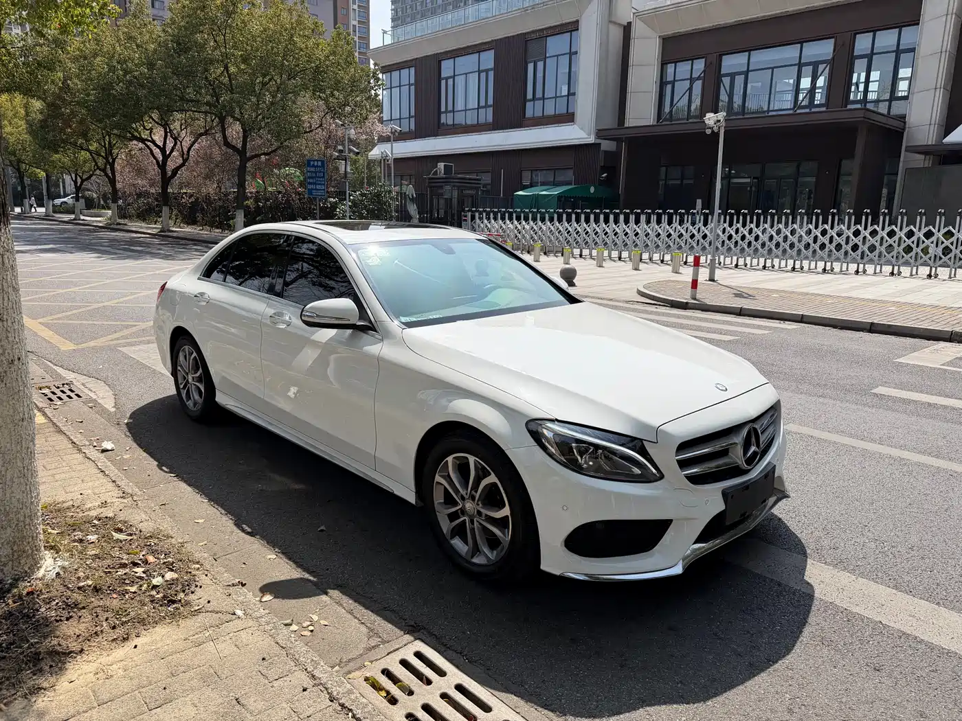 Mercedes-Benz C-Class 2016 C 180 L Sport фото 3