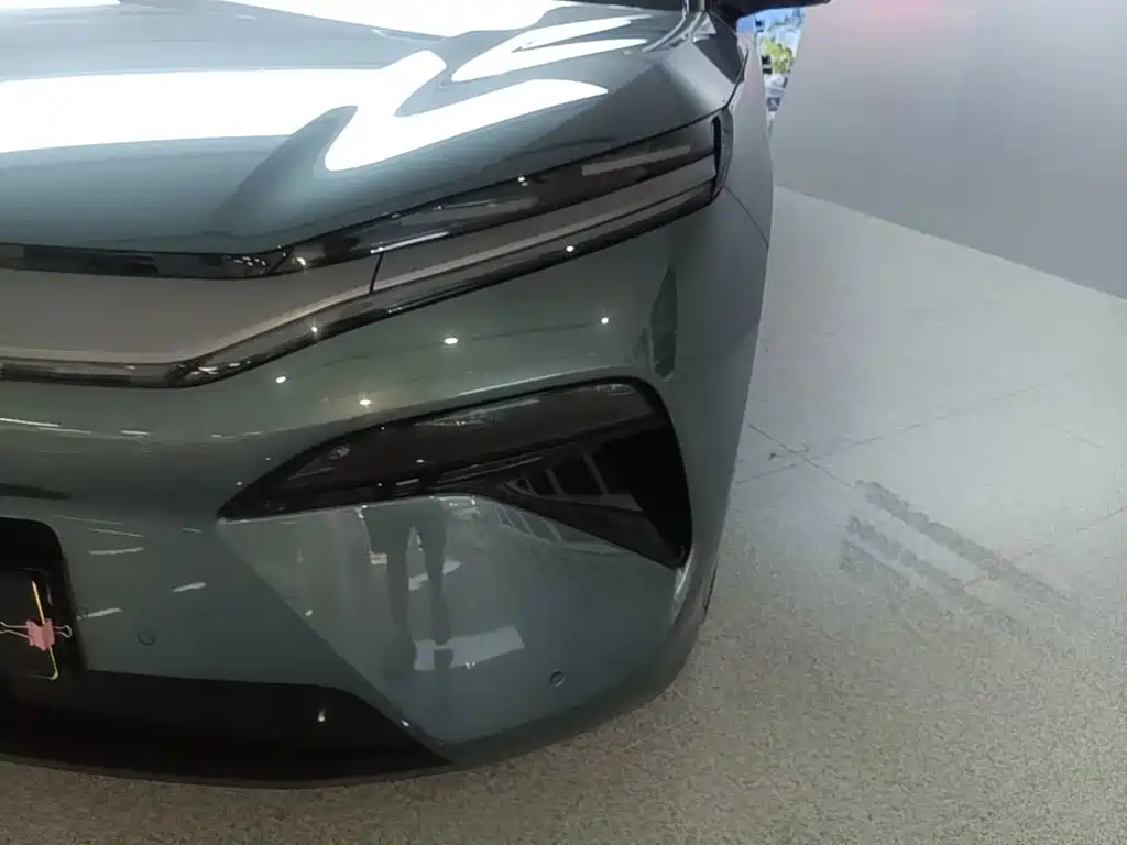 BYD Tang L 2025 2025 DM 175KM Drone Player Edition