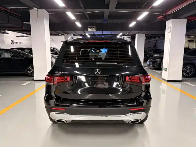 Mercedes-Benz GLB 2023 GLB 220 Dynamic — фото 5
