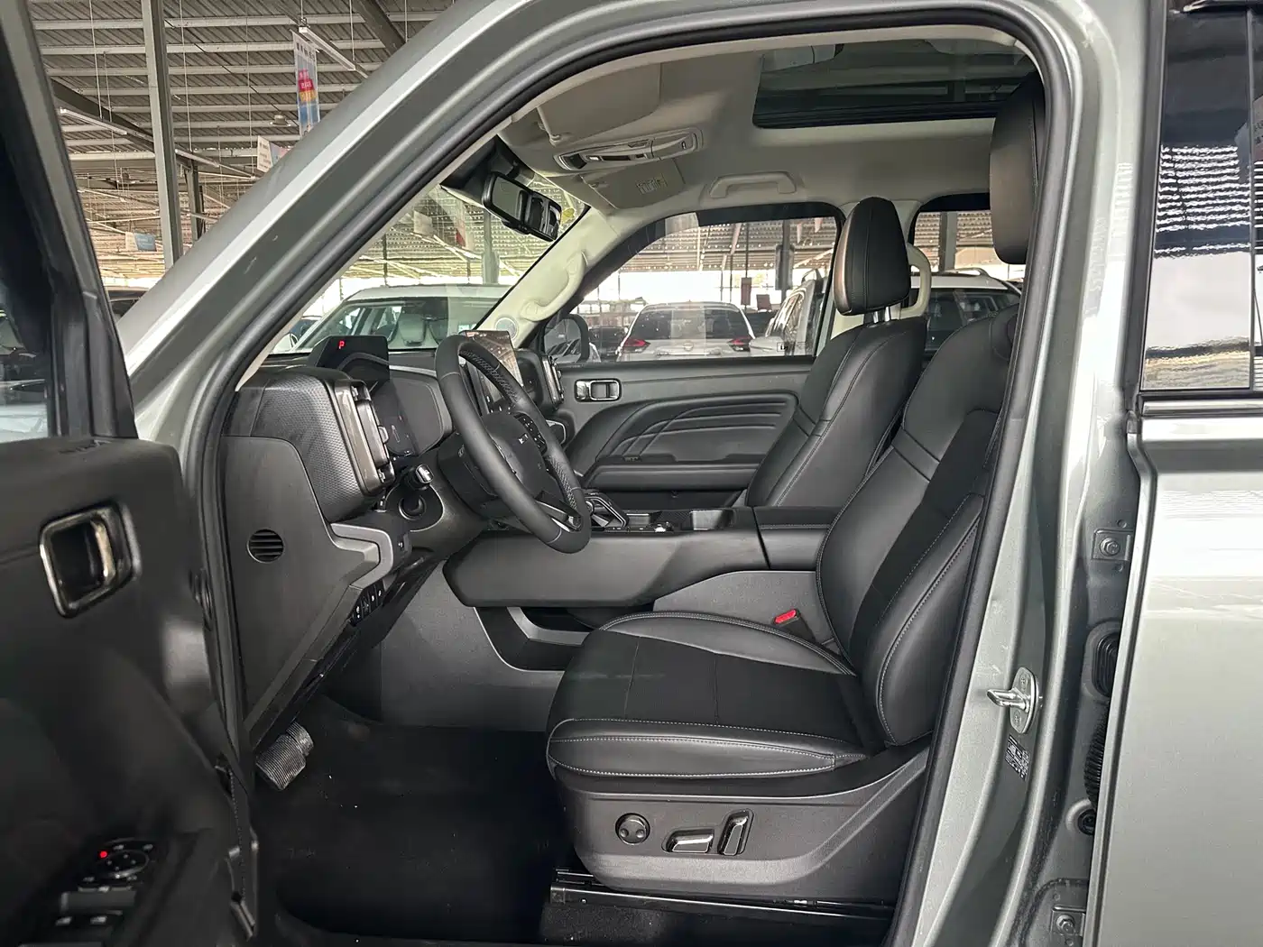 Haval Meng Long NEV 2024 Hi4 145 Cross-country Edition фото 5