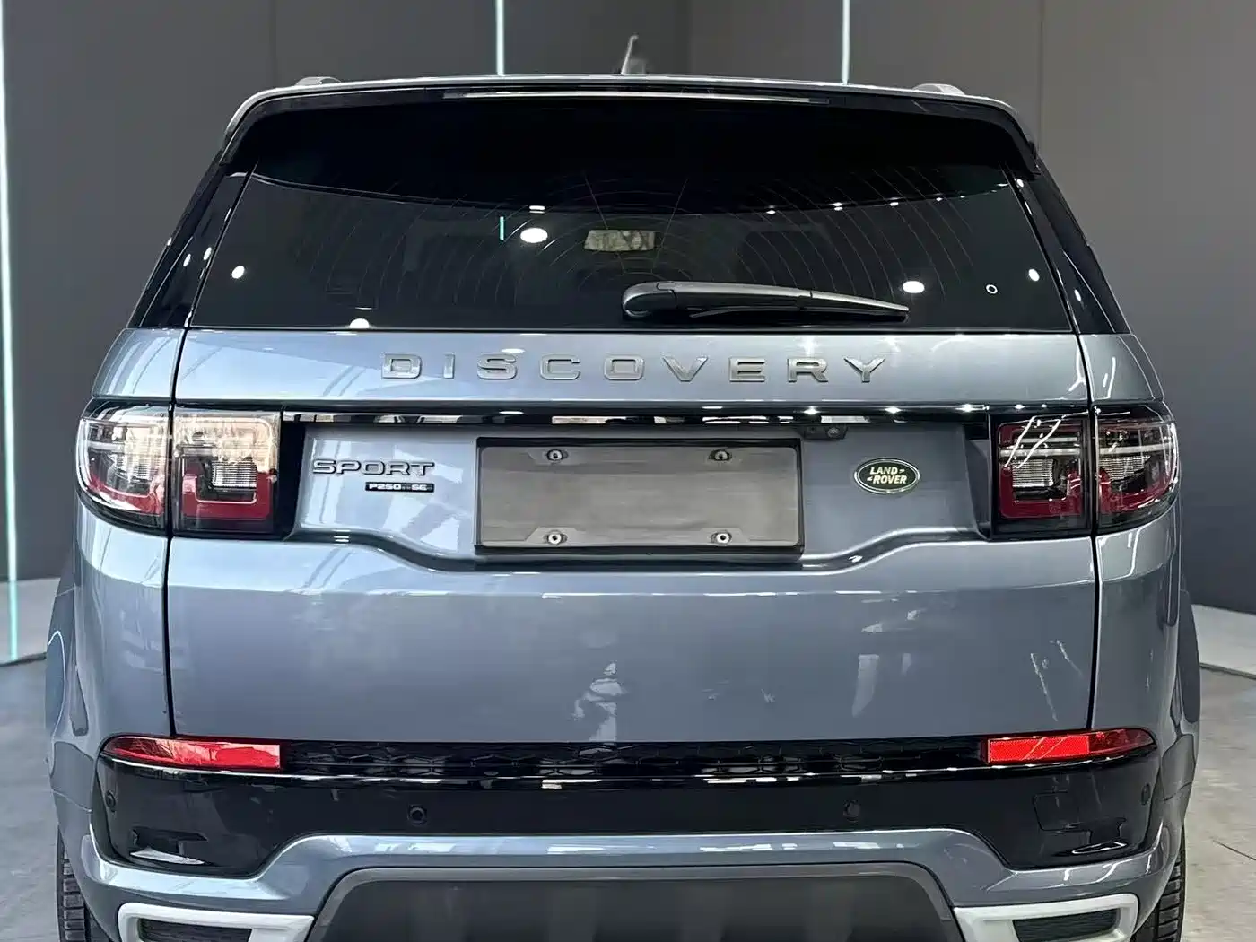 Land Rover Discovery Sport 2021 249PS R-Dynamic SE Performance Technology Edition 7-seater фото 7
