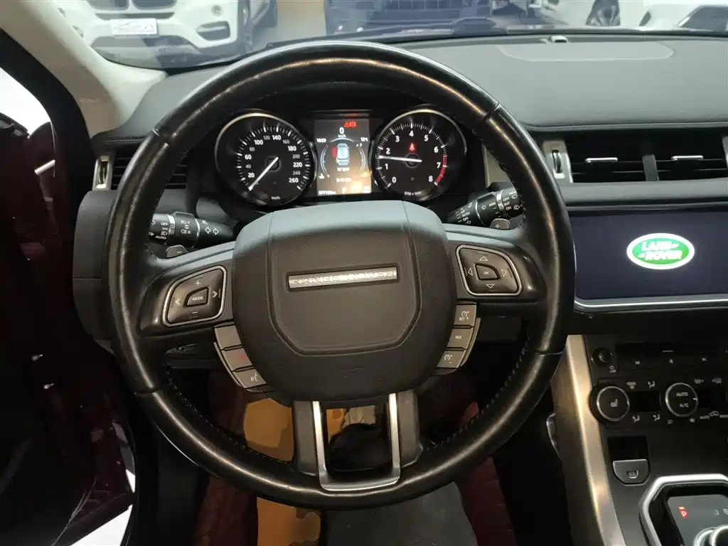 Land Rover Range Rover Evoque 2018 240PS SE Smart Edition фото 3