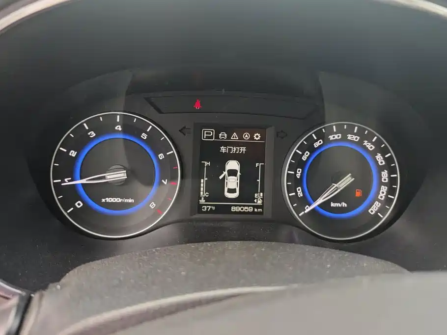 Photo 14 - Changan Eado DT