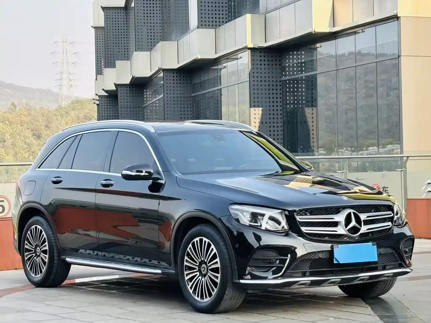 Mercedes-Benz GLC 2019 GLC 260 L 4MATIC Dynamic фото 3