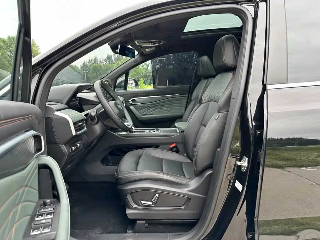 Geely Haoyue L 2024 2024 Model 2.0T DCT Premium