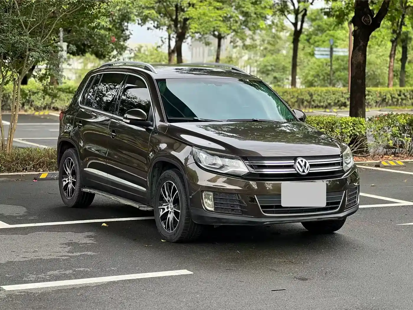 Фото 4 - Volkswagen Tiguan