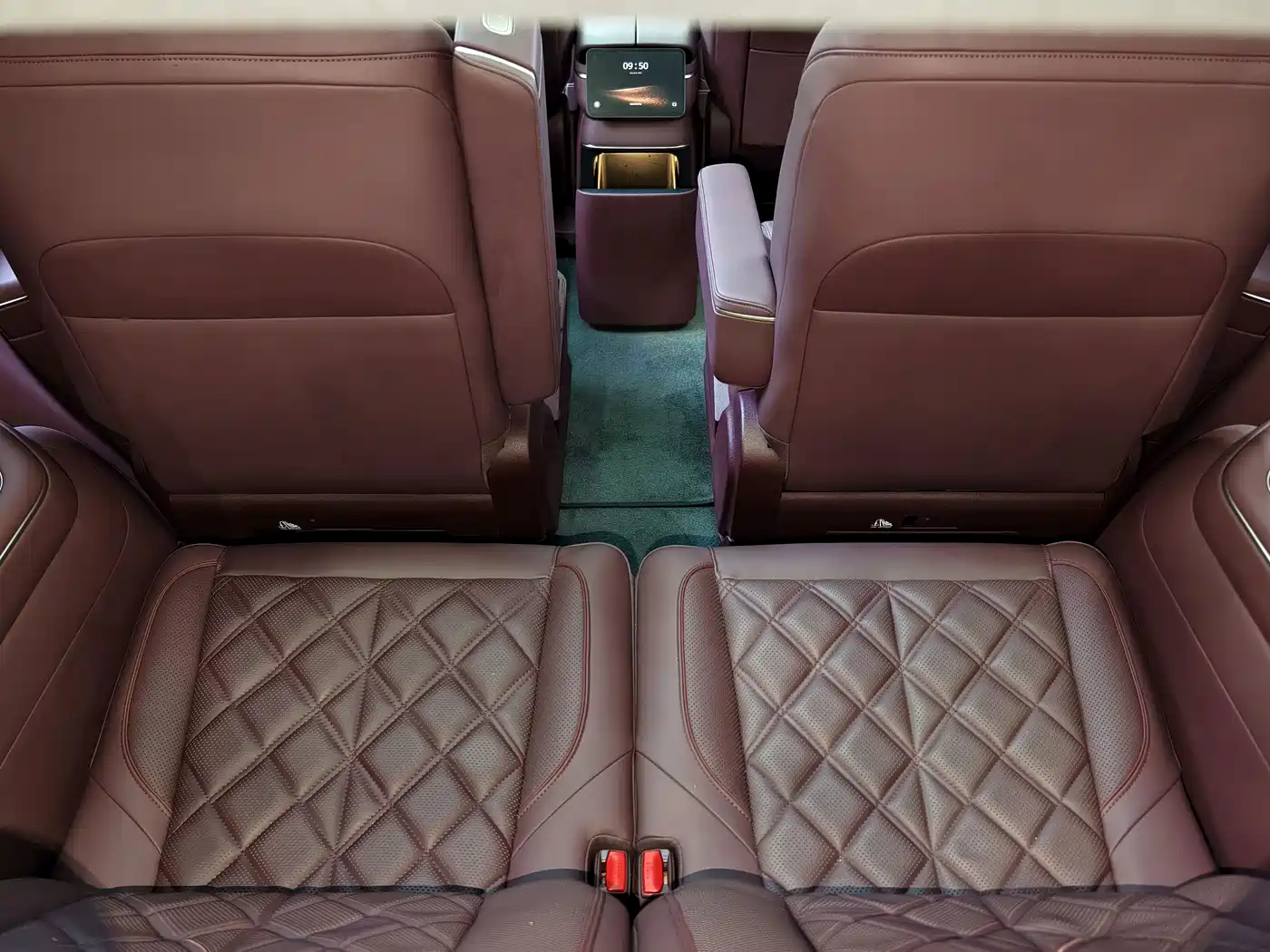 NIO ES8 2026 2025 Model 6-Seat Executive Luxury Edition