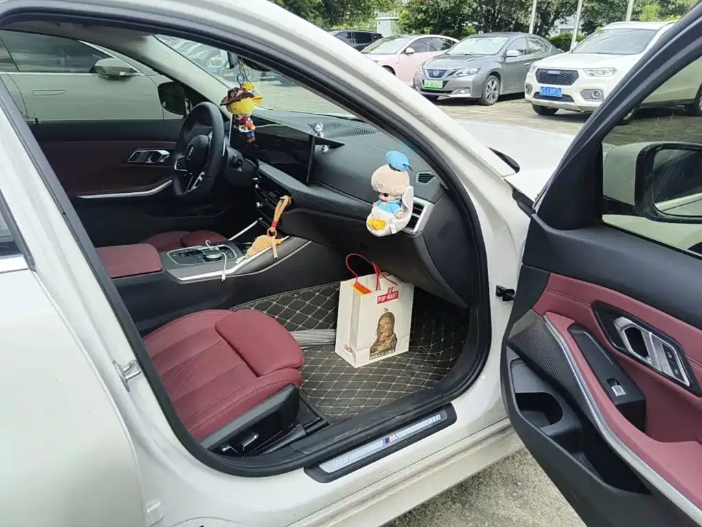 BMW 3 Series 2026 2025 325Li M Sport Package