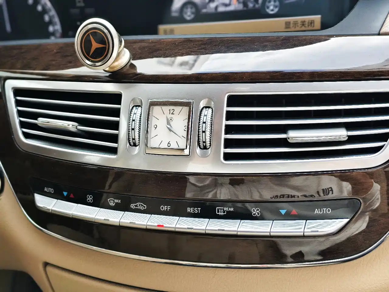 Mercedes-Benz S-Class 2012 S 300 L Premium Grand Edition фото 5