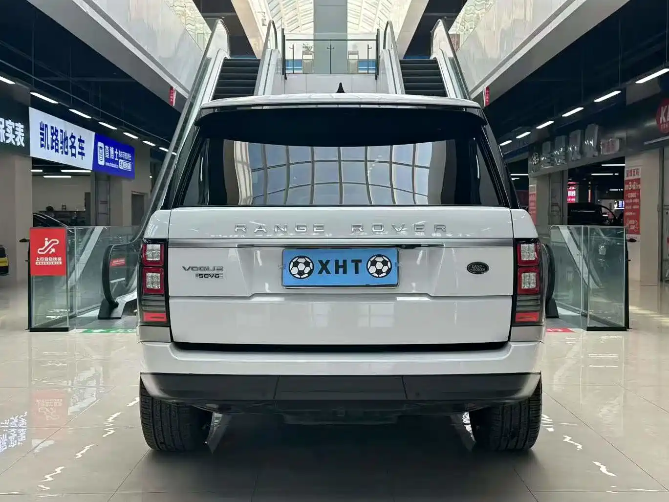Land Rover Range Rover 2016 3.0 SC V6 Vogue LWB фото 8