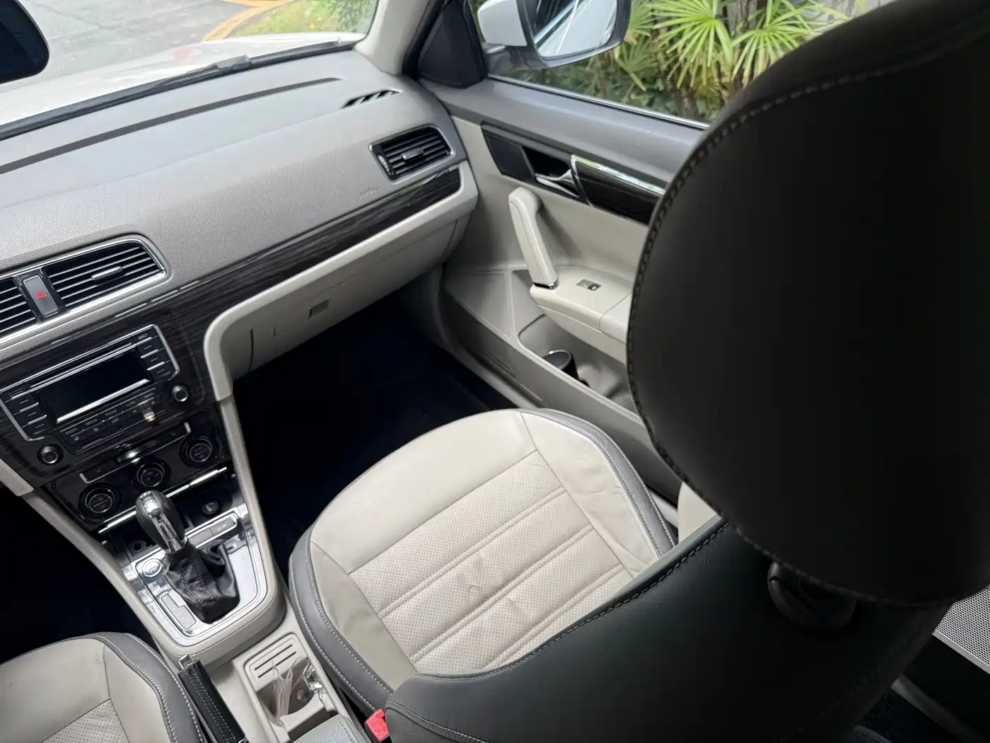 Volkswagen Lavida Tour 2013 1.4TSI Automatic Luxury фото 11