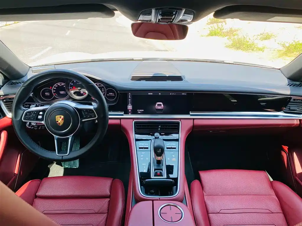 Porsche Panamera 2017 Panamera 3.0T фото 21