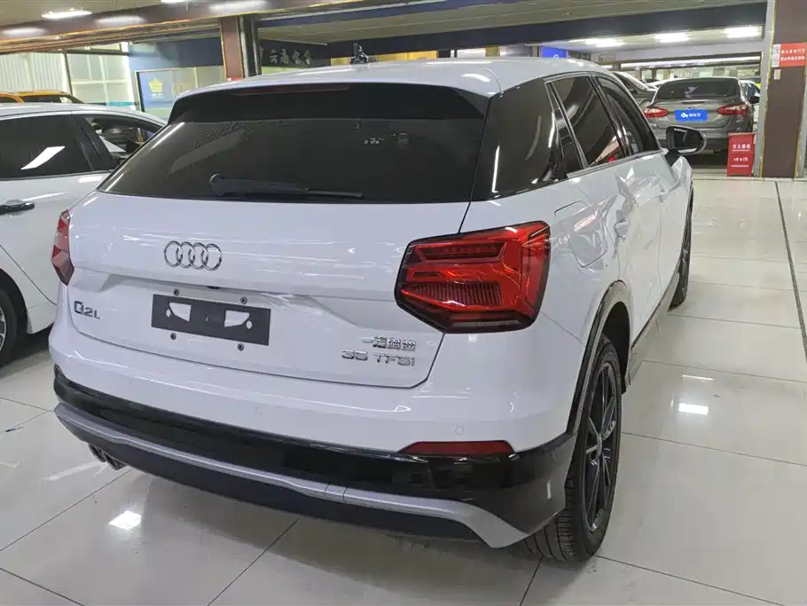 Audi Q2L 2018 35 TFSI Launch Exclusive Edition China V фото 3