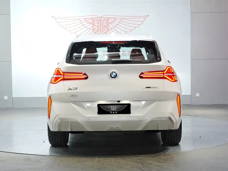 BMW X3 2025 Facelift xDrive25L Luxury Package фото 2