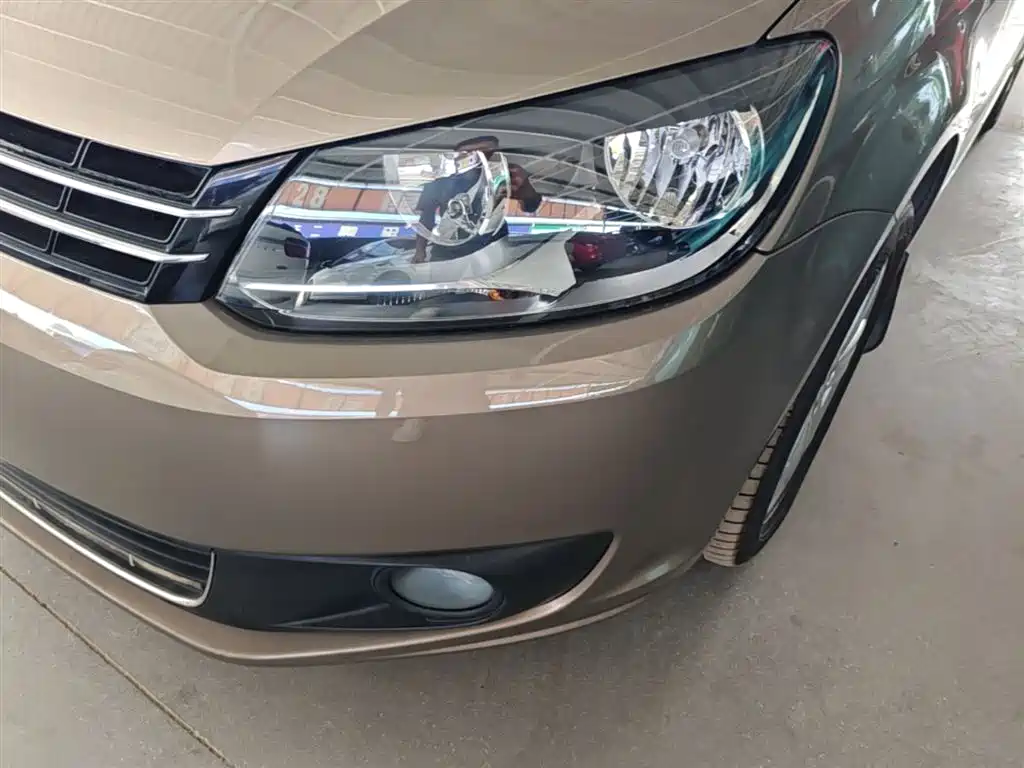 Volkswagen Touran 2015 1.4T DSG Comfort Edition 5-seater фото 24