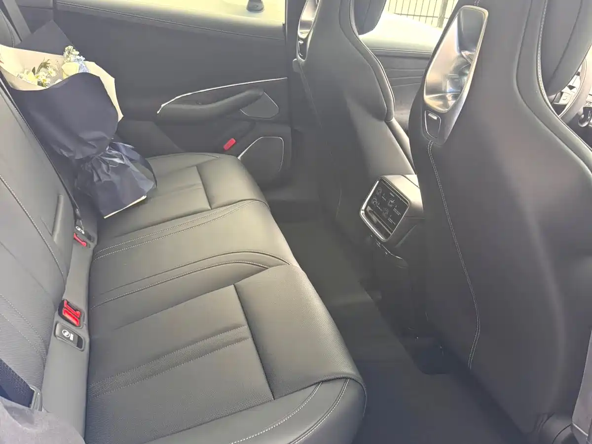 Xiaomi Auto Xiaomi SU7 2026 Rear-Wheel Drive Edition фото 4