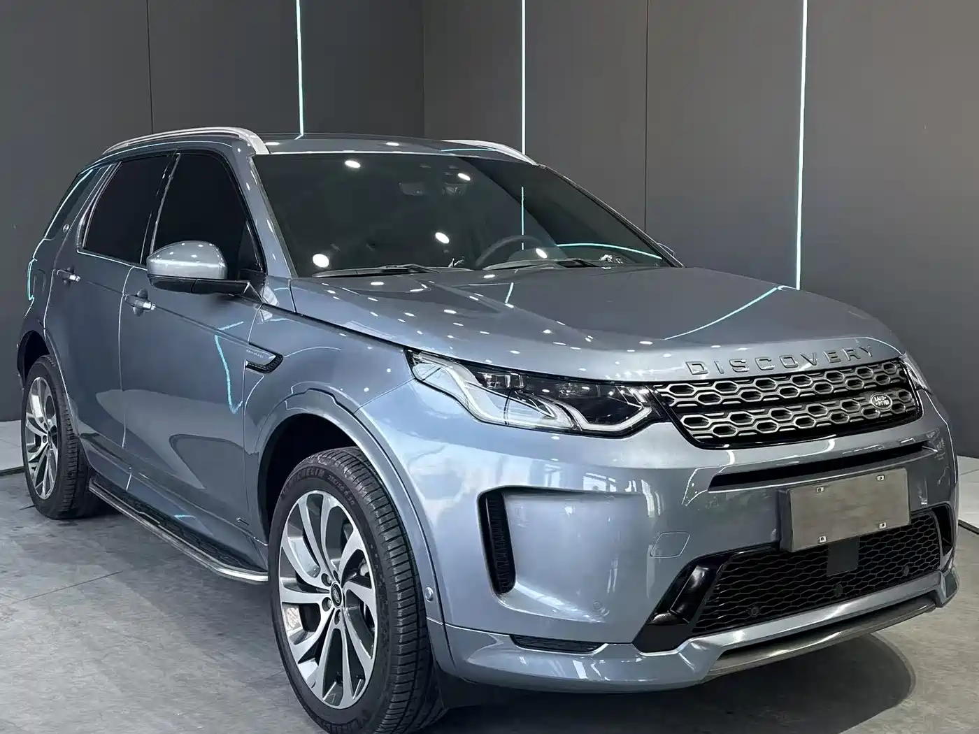 Land Rover Discovery Sport 2021 249PS R-Dynamic SE Performance Technology Edition 7-seater фото 3