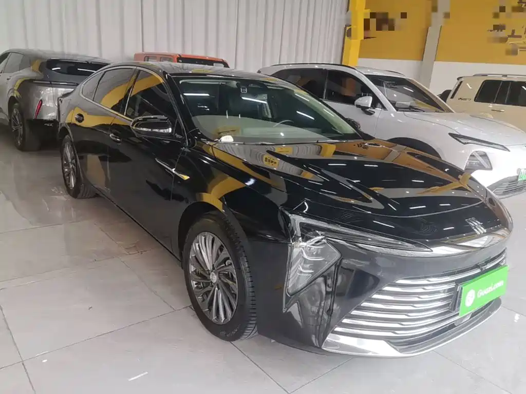 Buick LaCrosse 2025 2025 Model 28T Platinum Edition