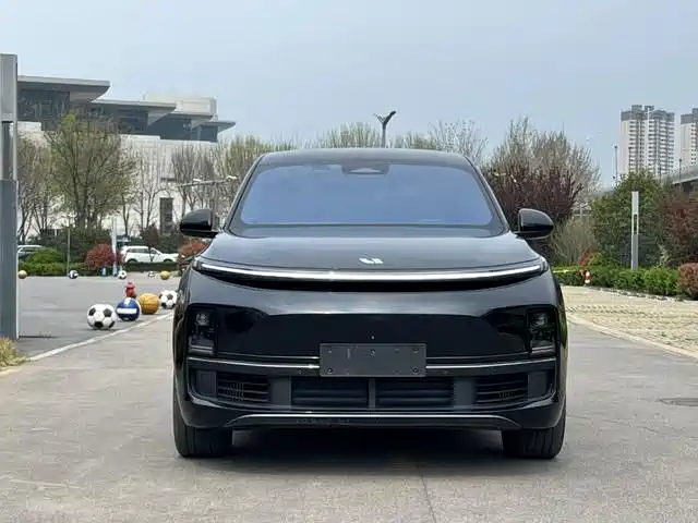 Li Auto IDEAL L8