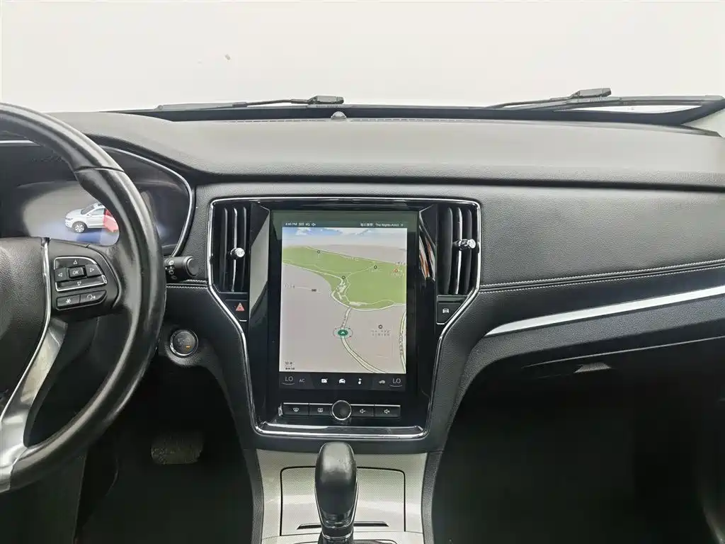 ROEWE RX5 NEW ENERGY