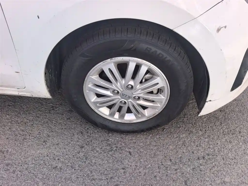 Kia Huan Chi 2019 1.4L Manual Smart Value Edition China VI фото 26