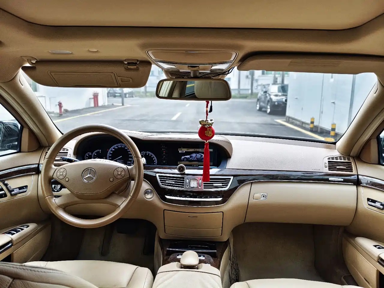 Mercedes-Benz S-Class 2012 S 300 L Premium Grand Edition фото 6