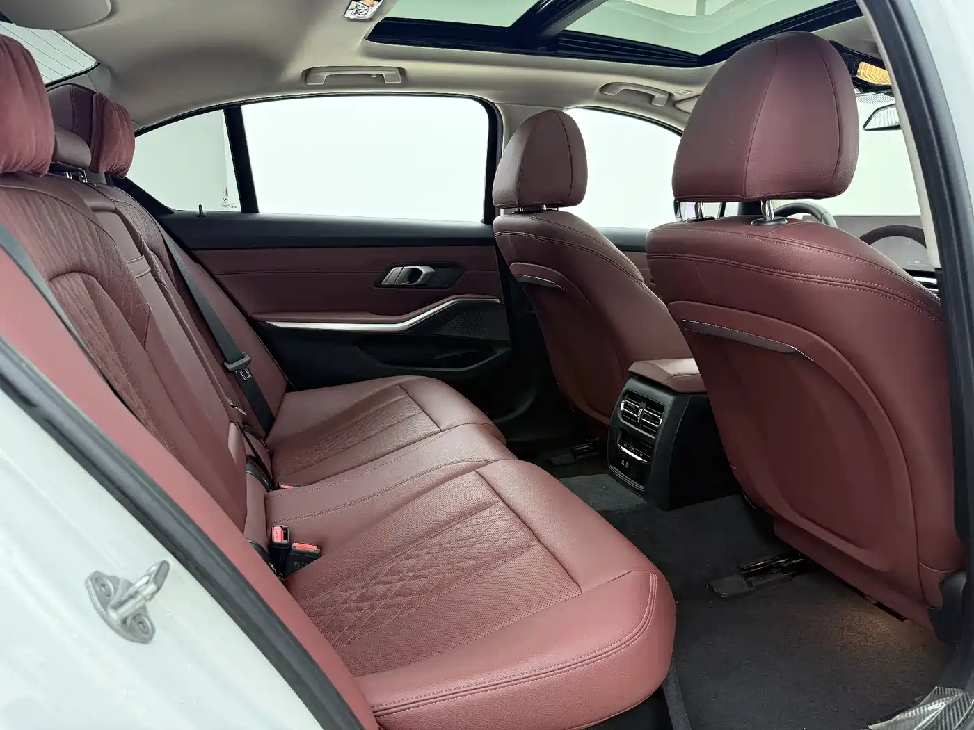 BMW i3 2024 eDrive 35 L фото 12
