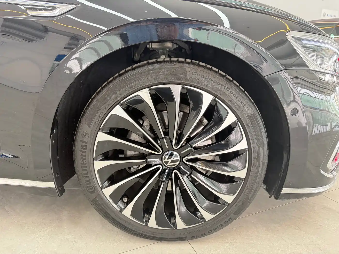 VOLKSWAGEN HUIANG