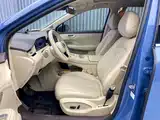 صورة 7 - Shangjie SUV