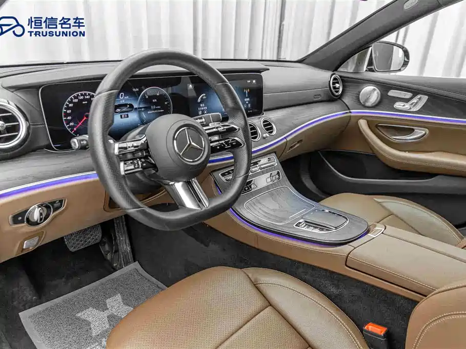  E CLASS