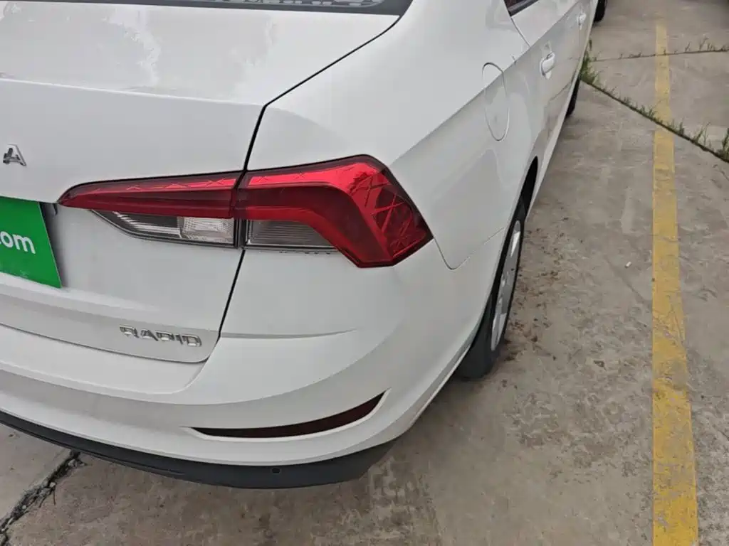 Škoda Rapid 2021 2020 1.5L Auto Standard