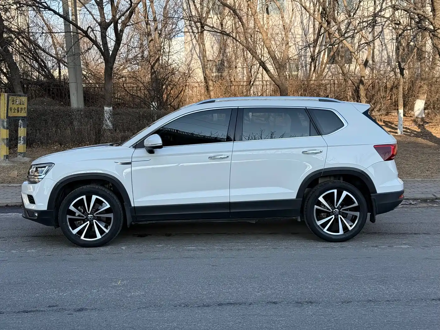 Volkswagen Tharu 2021 Model 280TSI 2WD Luxury Edition фото 4
