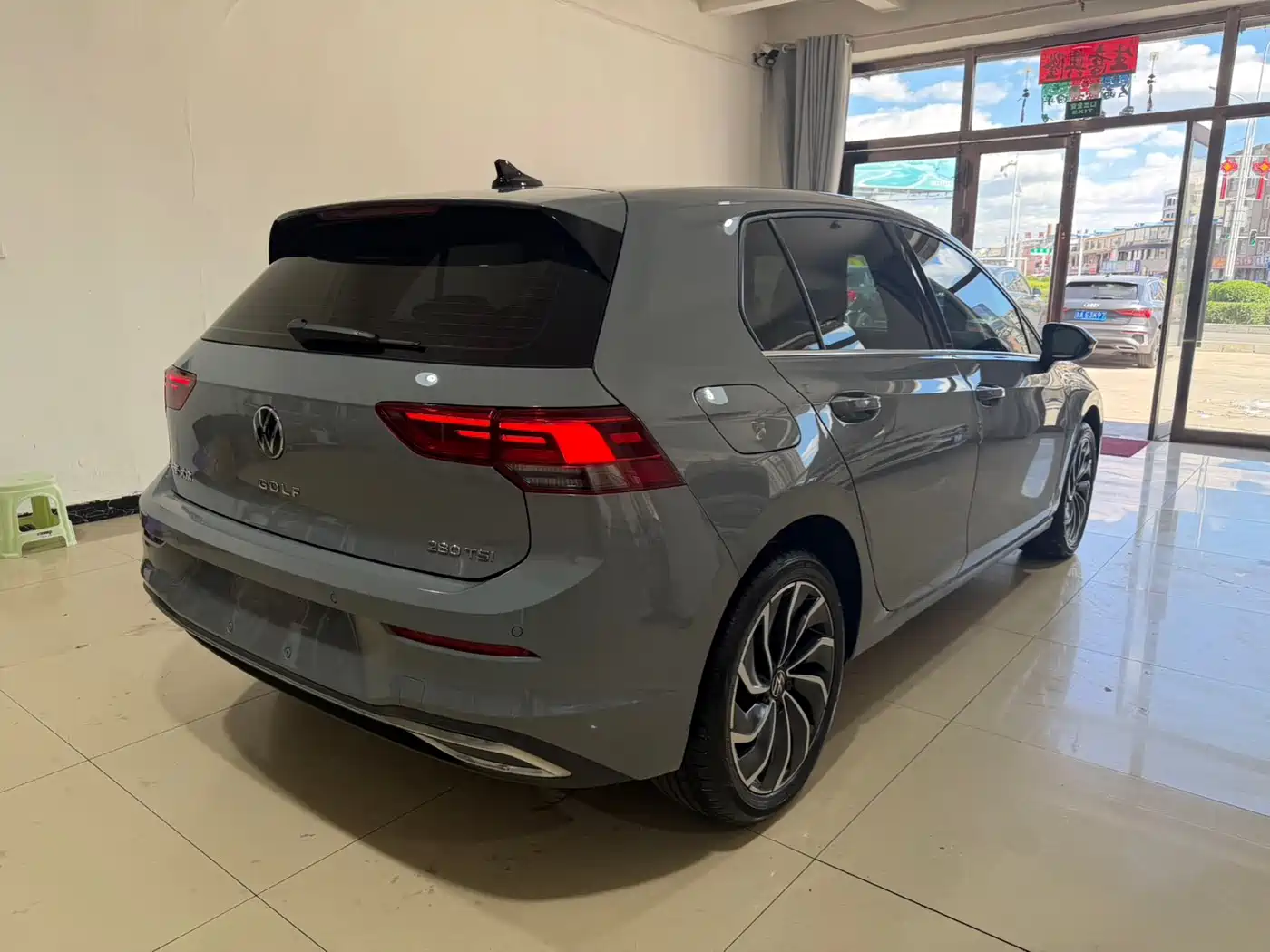 Volkswagen Golf 2023 Facelift 280TSI DSG Pro фото 6
