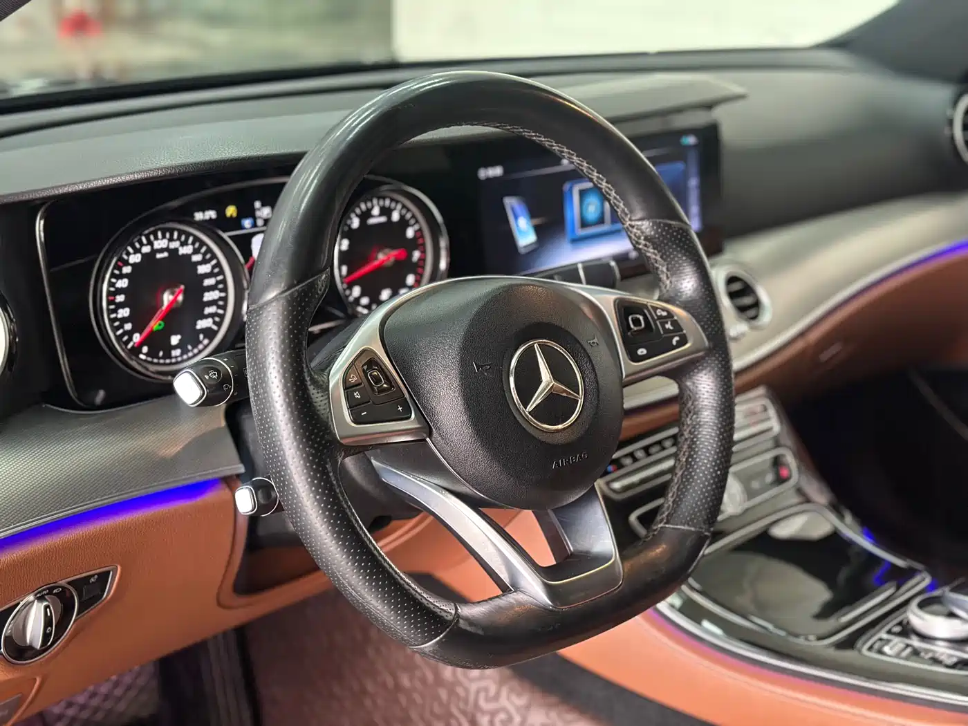 Mercedes-Benz E-Class 2017 E 200 Sport фото 9