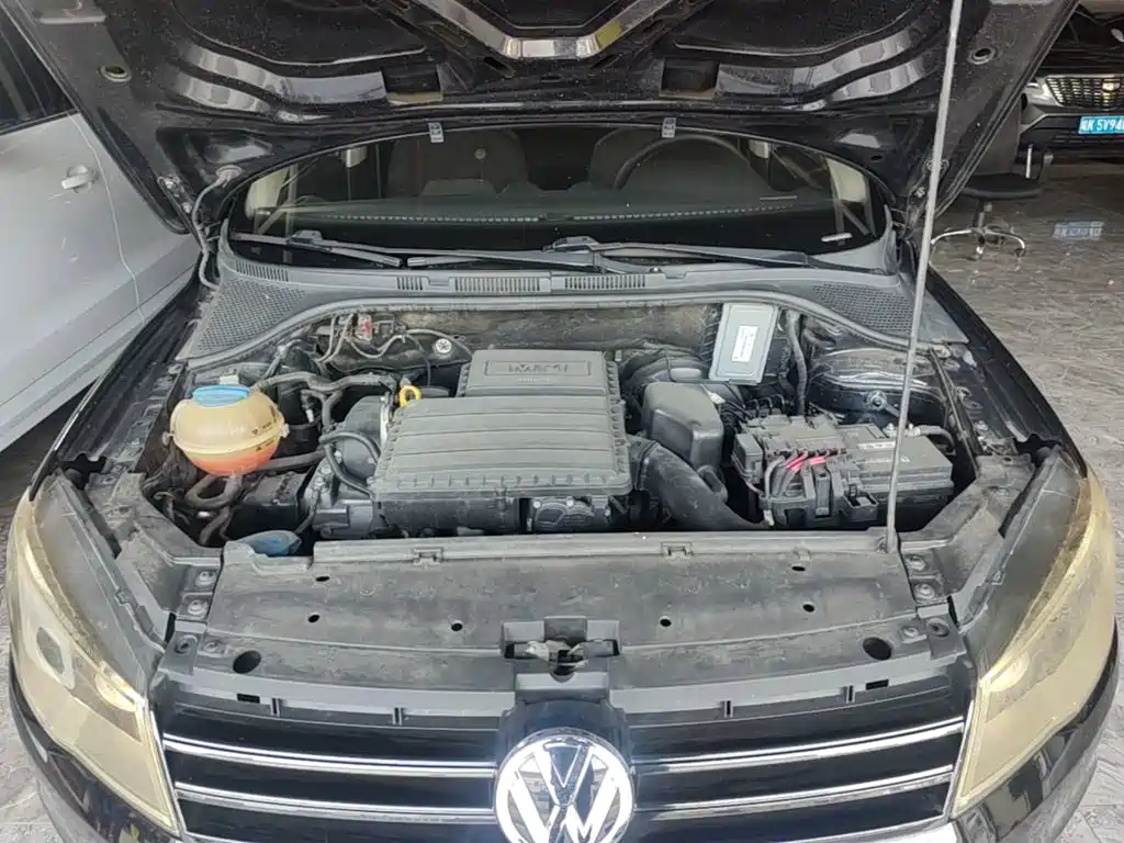 صورة 20 - Volkswagen Jetta