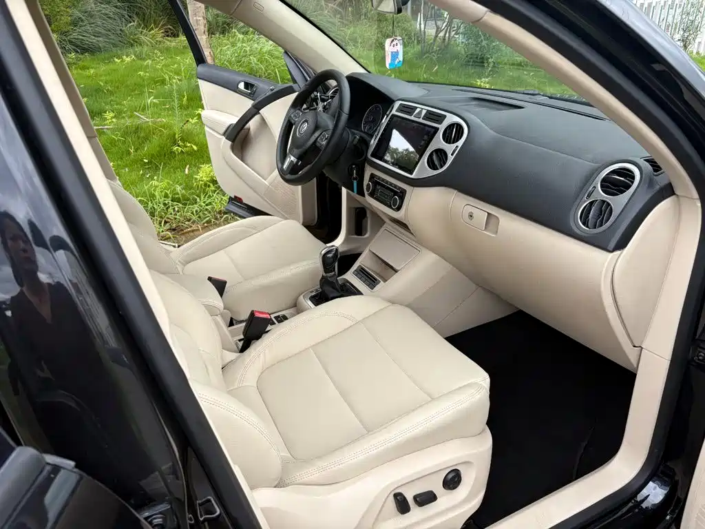 Фото 8 - Volkswagen Tiguan