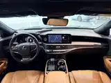 Фото 5 - Lexus LS