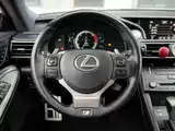Фото 21 - Lexus RC