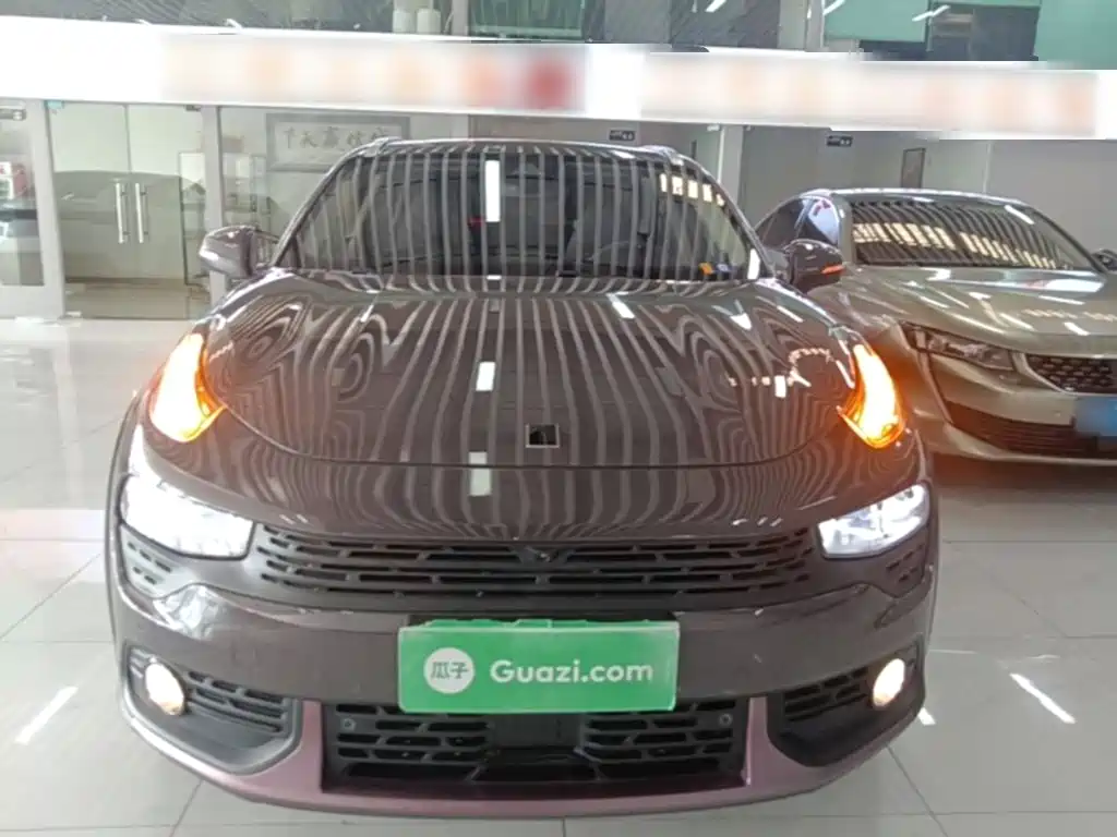 2021 Lynk & Co 02